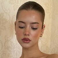 Grace Meredith Nude