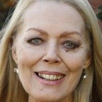 Lynda Stoner Nude