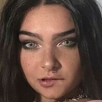 mash.beffa Nude